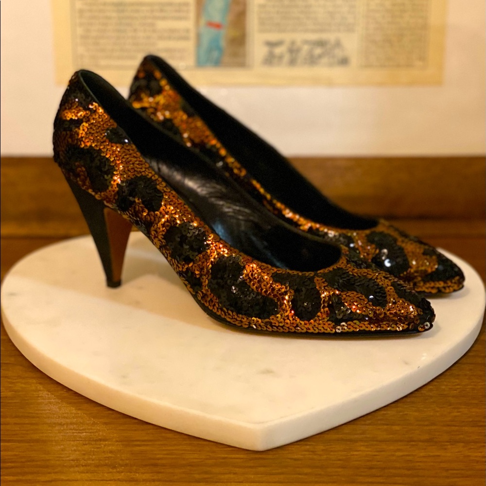 Vintage Casadei Kitten Heel